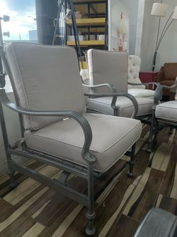 Outdoor Patio Lounge Chair