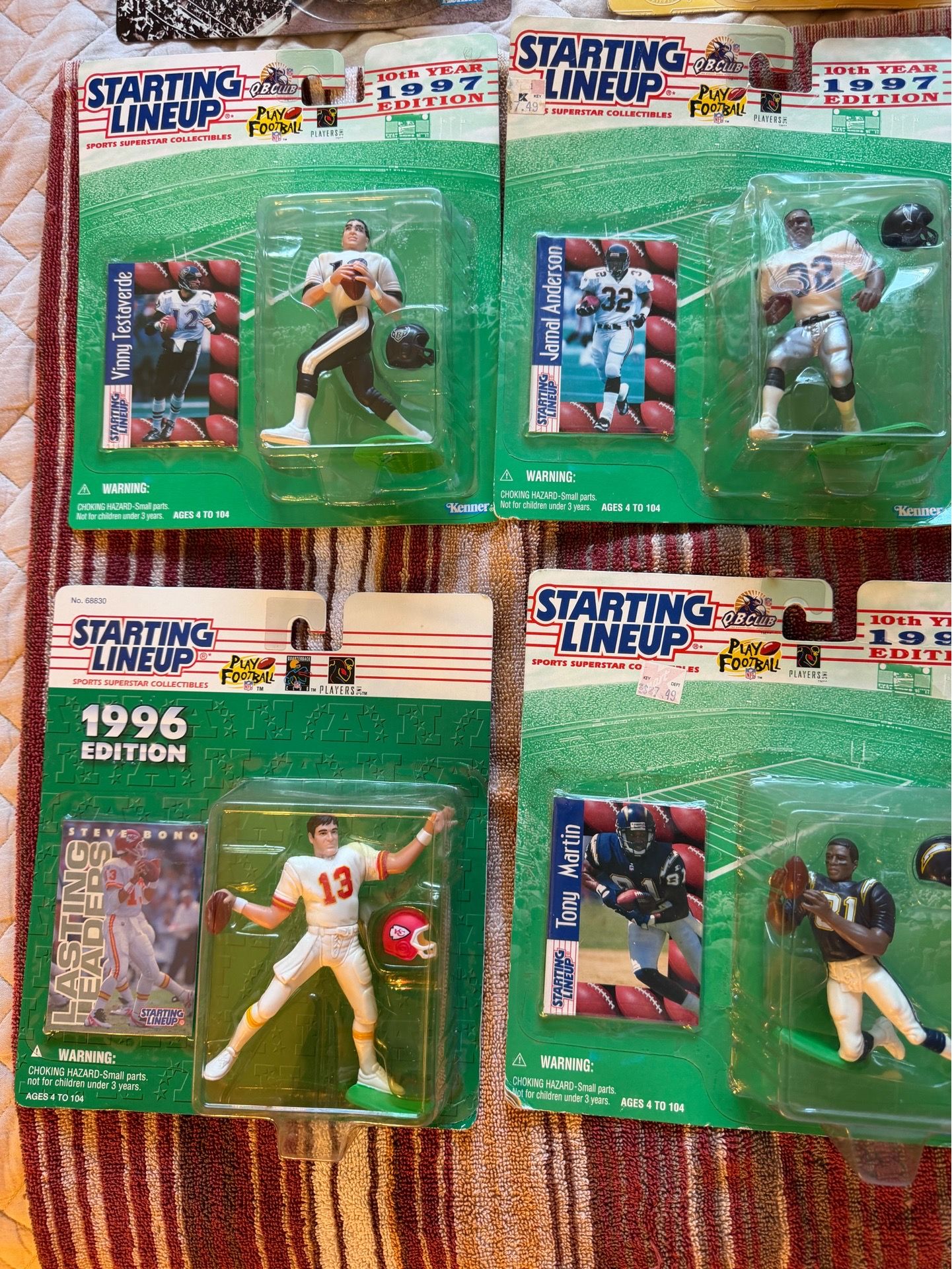 Action figures sports
