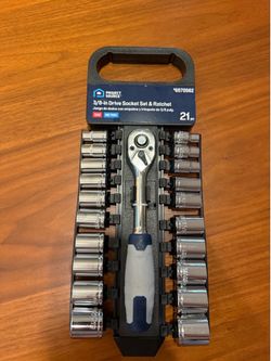 Drive Socket Set & Ratchet 3/8” BRAND NEW