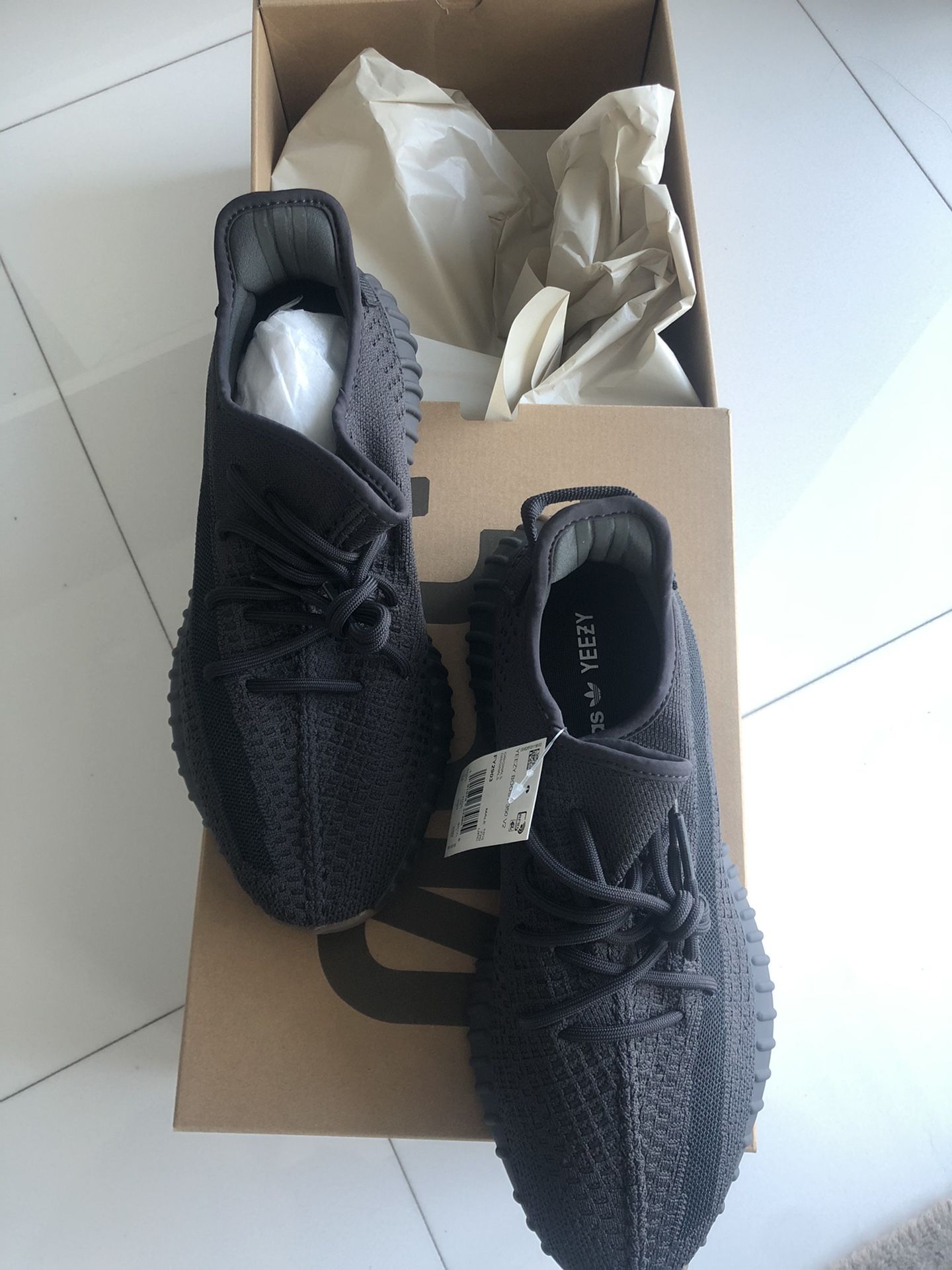 Adidas Yeezy Boost v2 Cinders (bran new with receipt from store) size 11