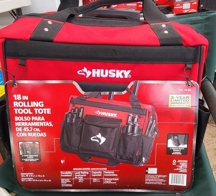 HUSKY 18" 18 POCKET ROLLING TOOL BAG