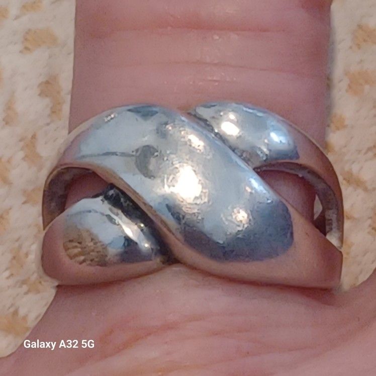 Vtg.STERLING SILVER UNIQUE BYPASS THICK RING- SZ7