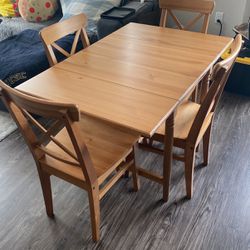 Adjustable Dining Table W/ 4 Chairs
