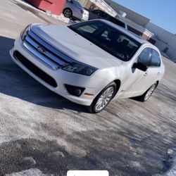 2011 Ford Fusion Hybrid 