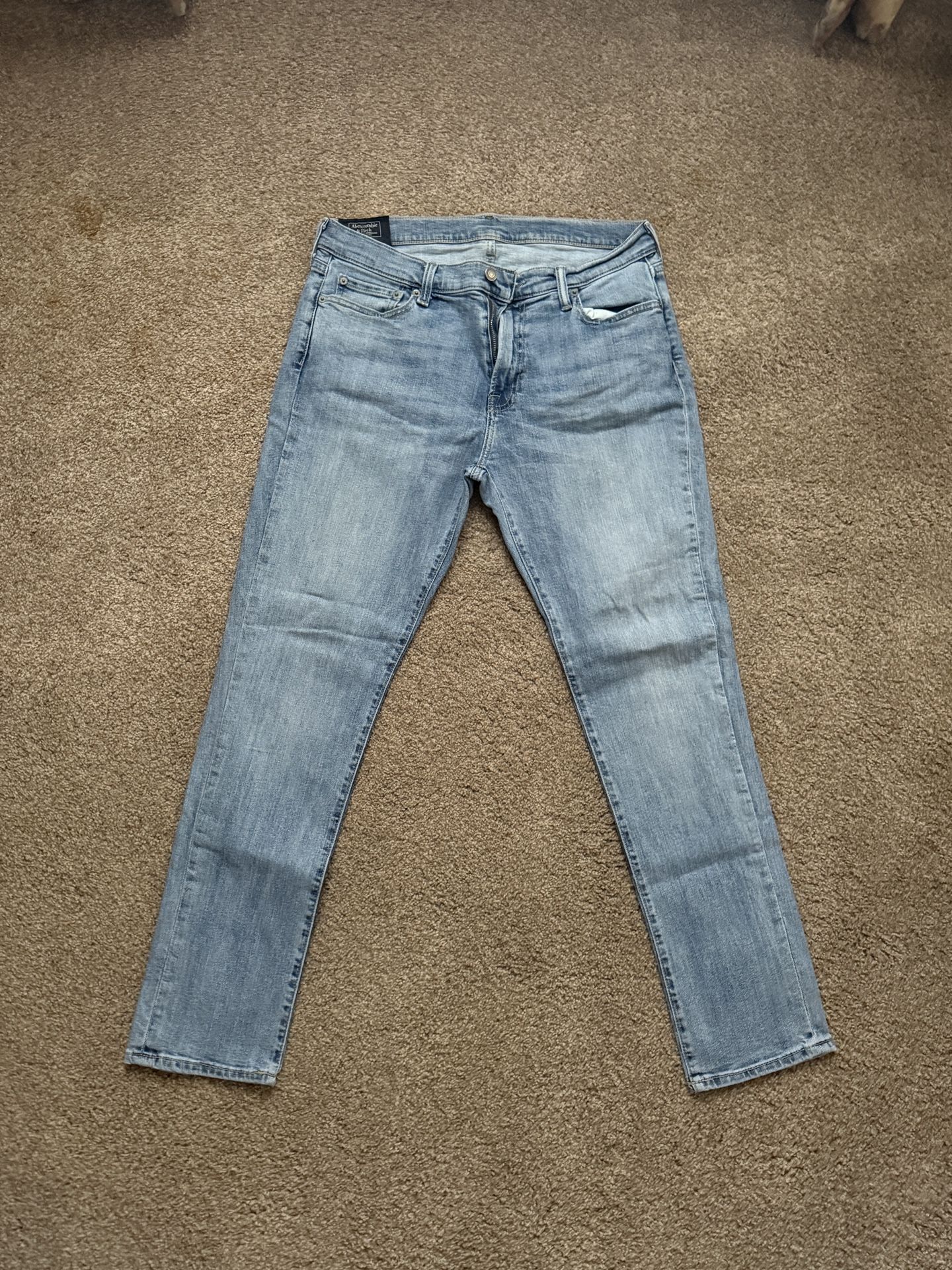 Abercrombie & Fitch Athletic Skinny jeans