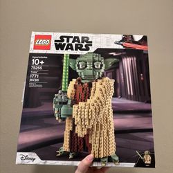 Unopened Lego Yoda 