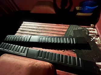 Westin R7 Style Truck Running Boards / Side Steps - Black
