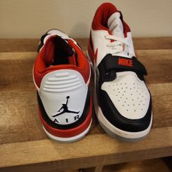 Air Jordan Sneakers/Size 12
