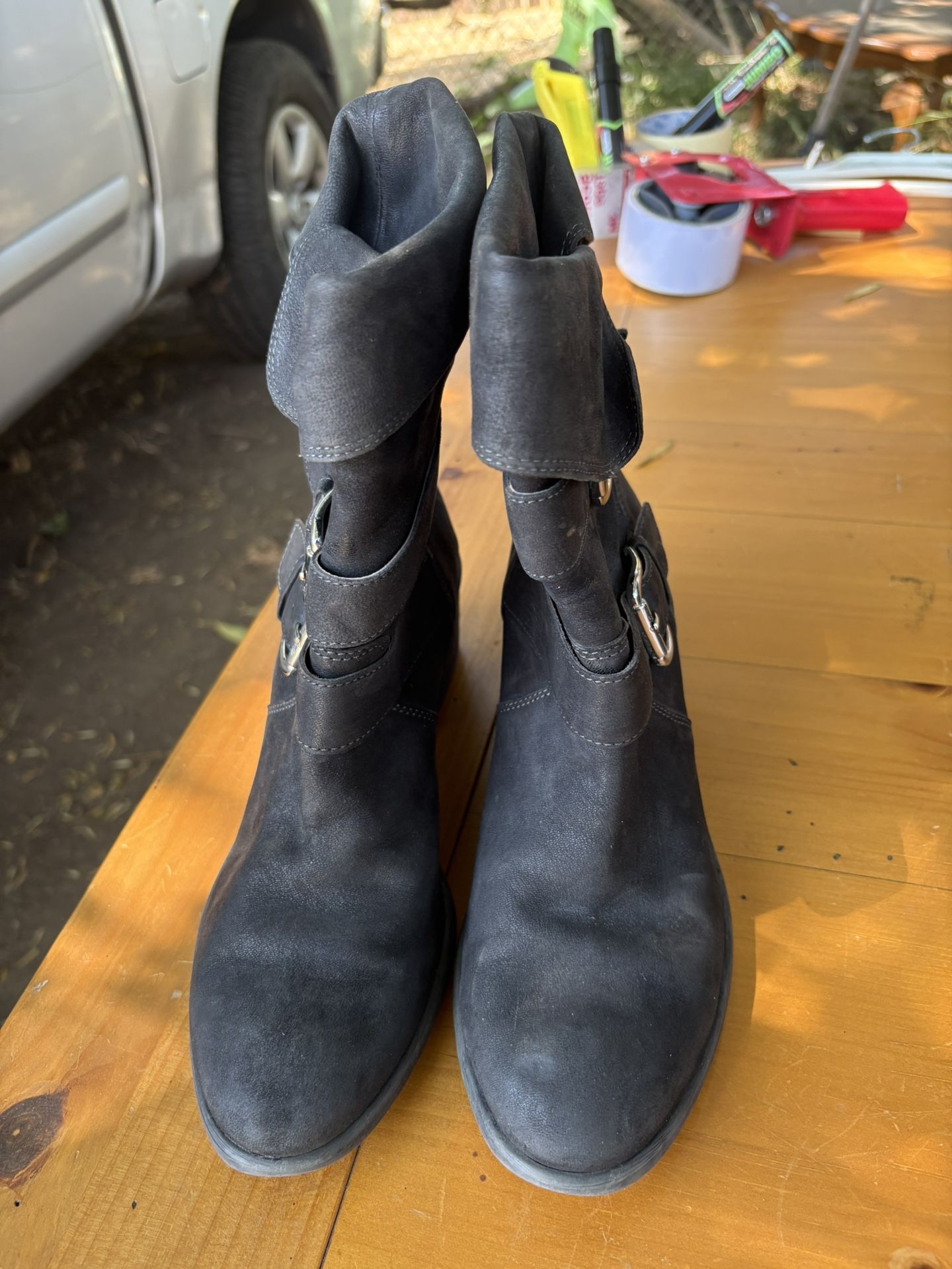 Women Boots Size 7 M