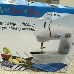 Mini Sewing Machine