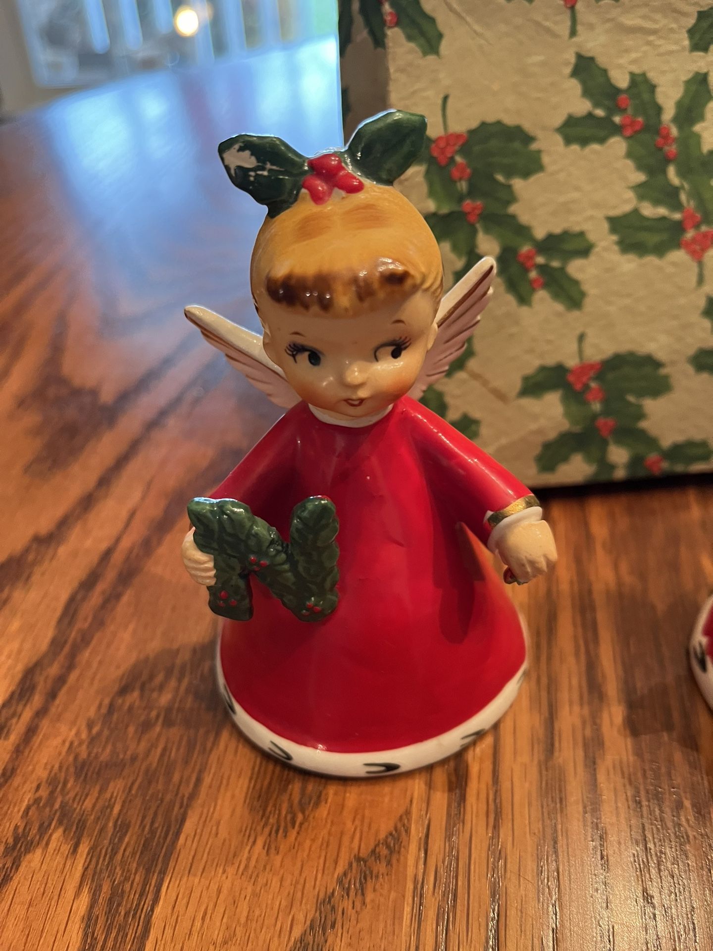 Vintage NAPCO 1956 3BX2381 Set Of 4 Xmas NOEL Angel Girls