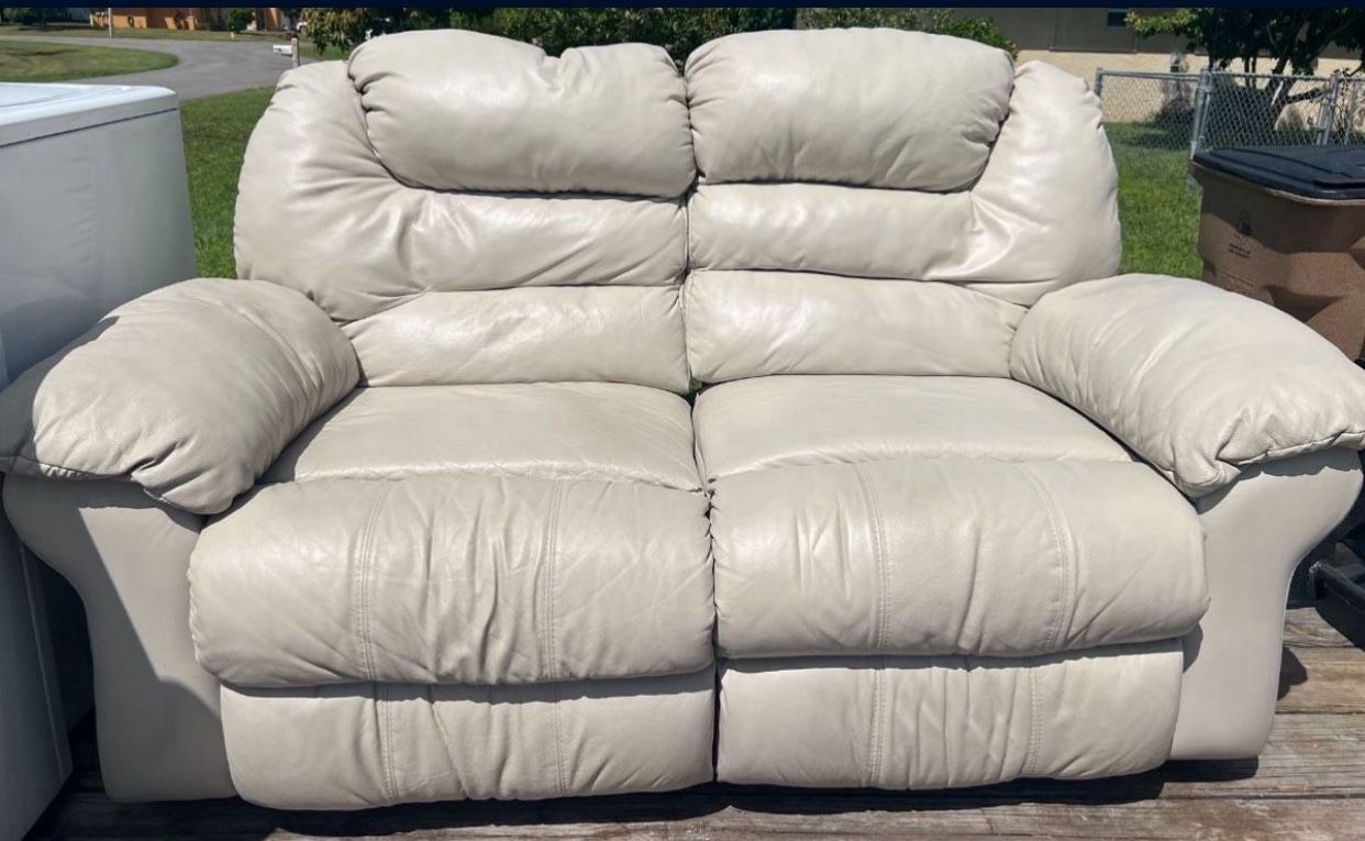 Love Sofa With Recliner