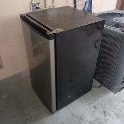 Mini Freezer 