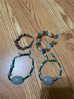 4 Bracelets