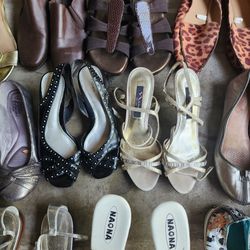 WOMEN'S FOOTWEAR- Assortment of designs