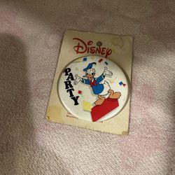 Vintage Disney Donald Duck Pin 
