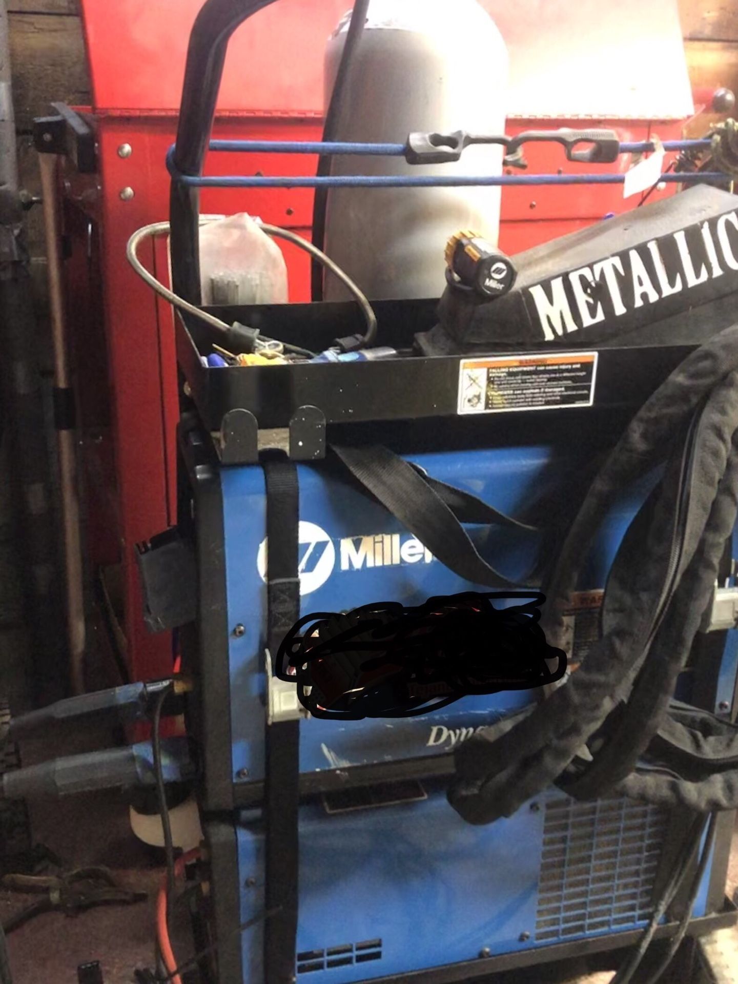 Welding Inverter. Miller Dynasty 200 DX with bottle wireless foot pedal