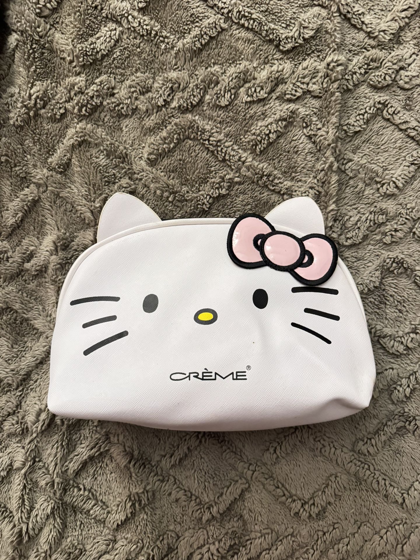 Hello Kitty Makeup Bag