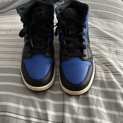 Jordan 1 Mid 