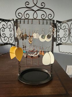 Jewelry Display and earrings