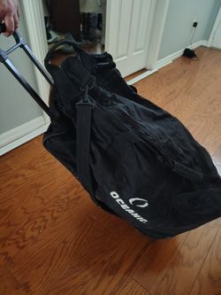Oceanic Dive Gear Rolling Bag