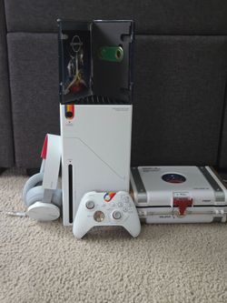 Xbox Series X Starfield Limited Edition Bundle