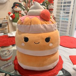 SQUISHMALLOWS SAWTELL STRAWBERRY PANCAKES!  HUGE 18 INCH -  SUPER COOL