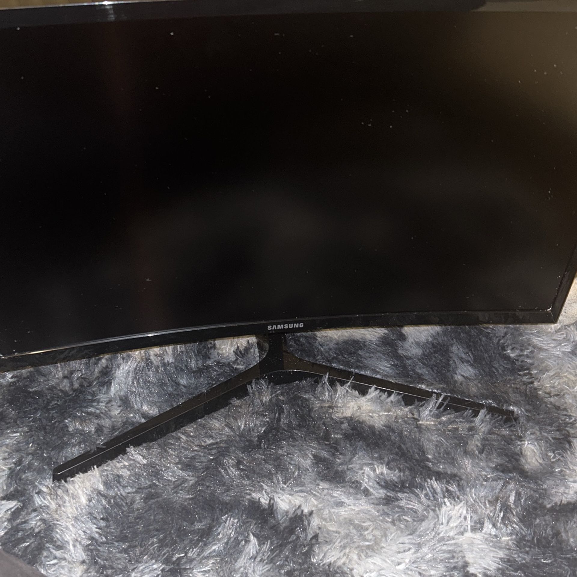 Samsung 24” Gaming Curved Monitor 144hz