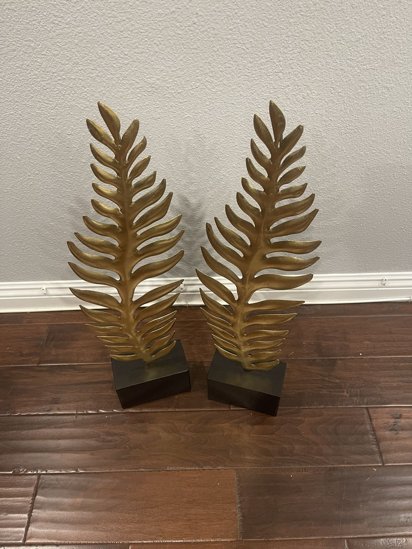 Gold Leaf Designer Italian Statues
