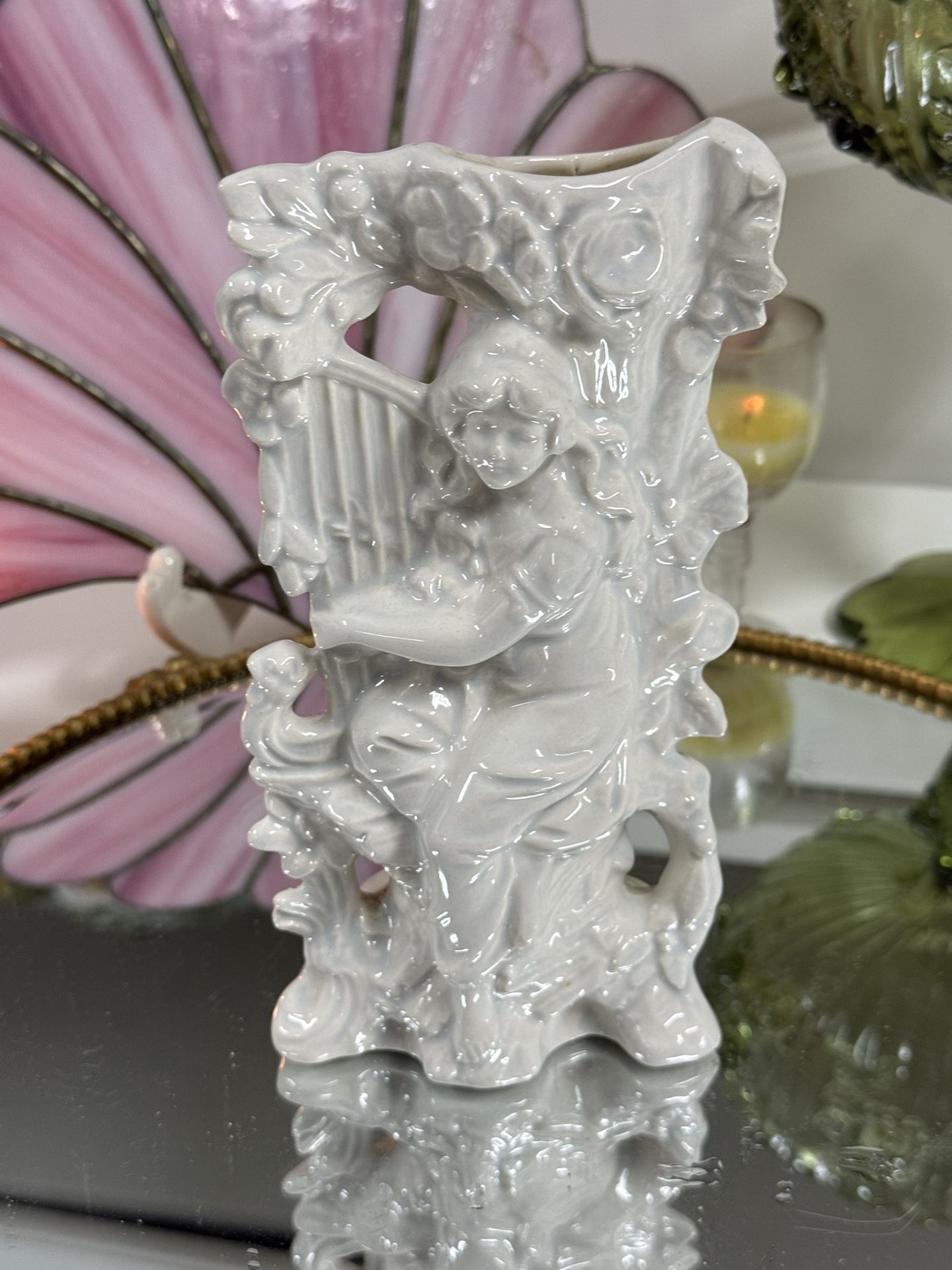 Vintage Victorian Ceramic Pearlized Case