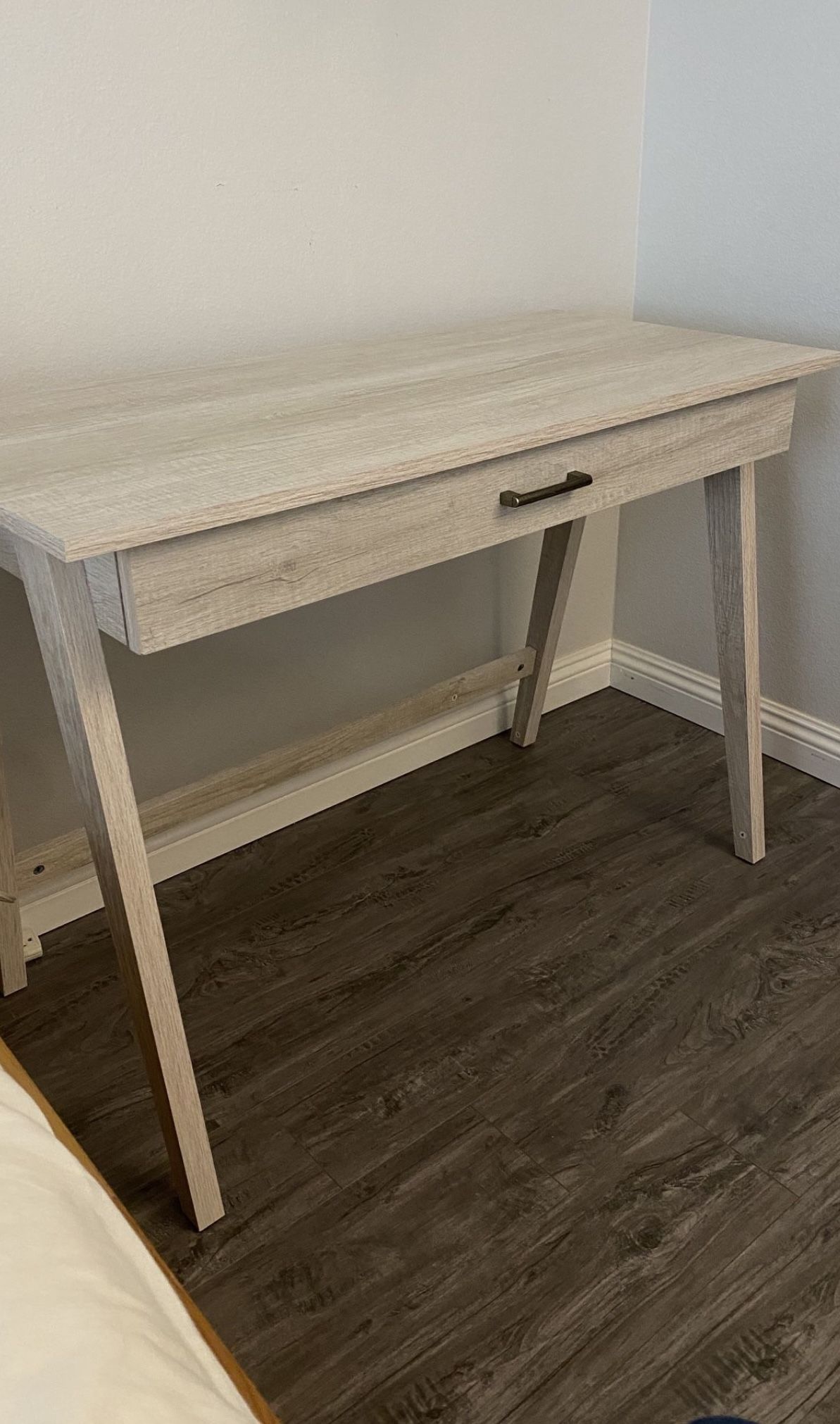Target Paulo writing desk with drawer