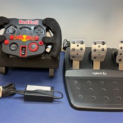 Logitech G29 Driving Force Racing Wheel and Pedals