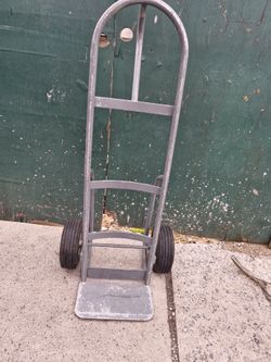 Hand truck