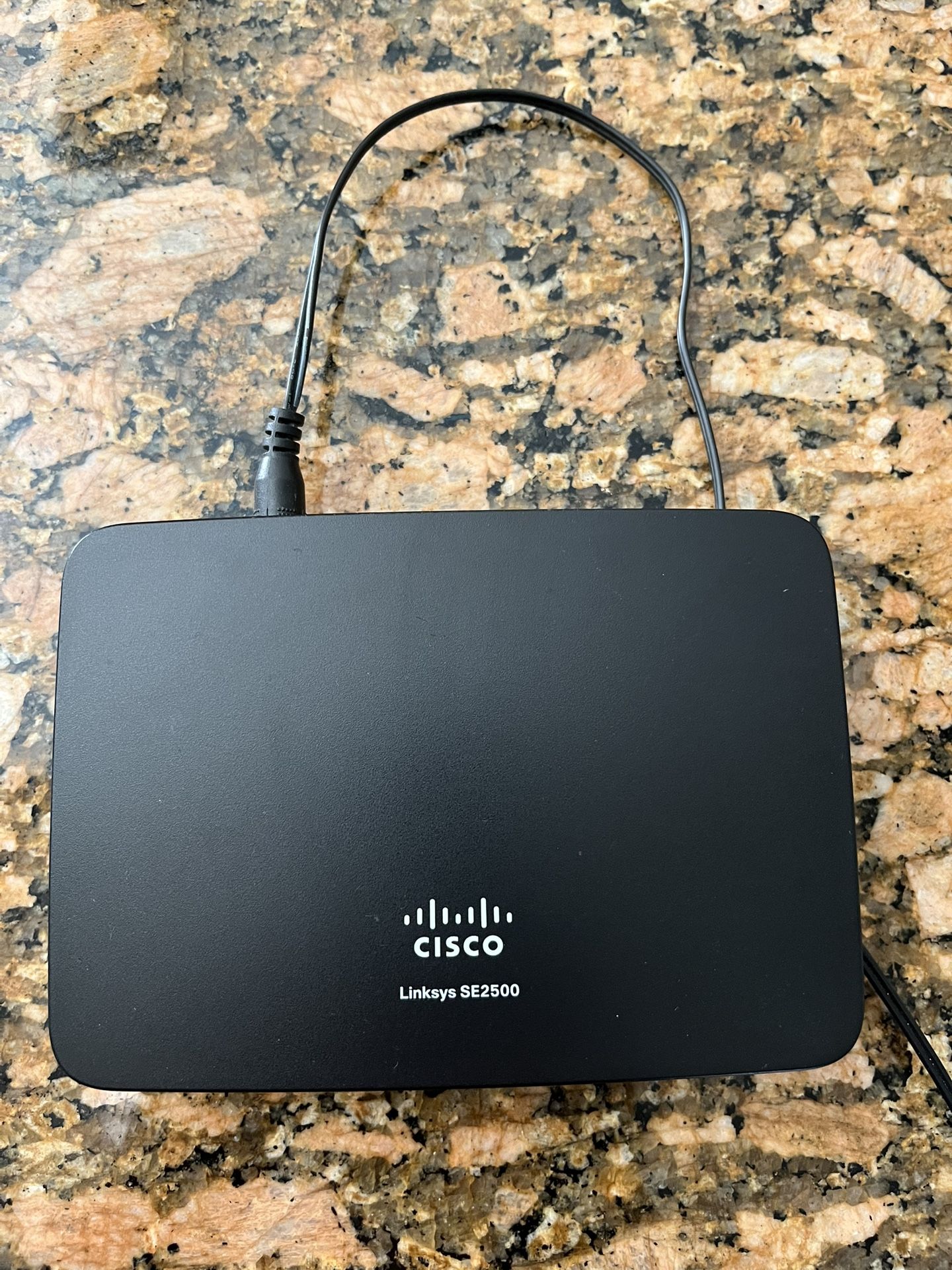 Cisco Linksys SE2500 5-port Gigabit Ethernet Switch
