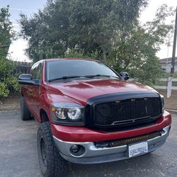 2006 RAM 3500 4X4 Mega Cab