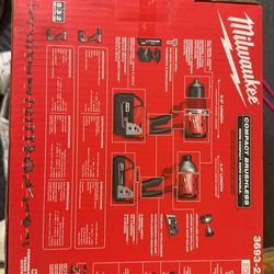 Milwaukee tools 3693-22cx