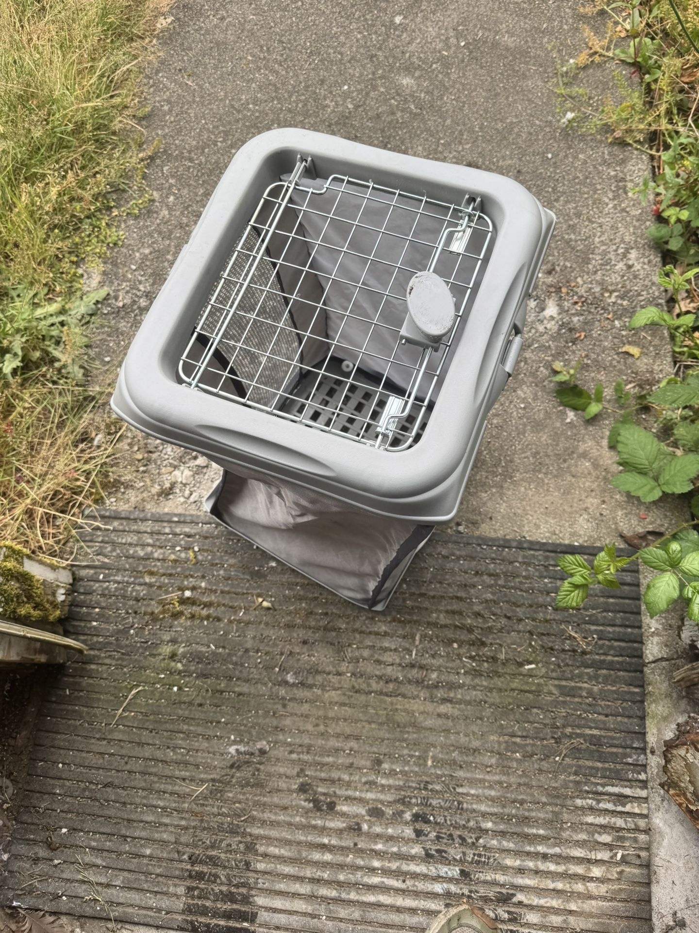 Folding Pet Carrier
