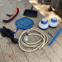 Pool Accessories 