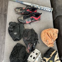 BASEBALL GEAR LOT