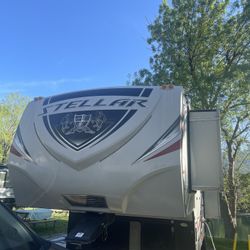 Toy Hauler Stellar