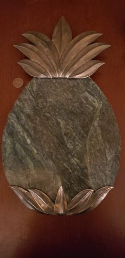 Marble& silver pineapple cutting board