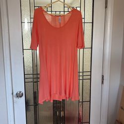 LuLaRoe Long Flowing Blouse-Size M