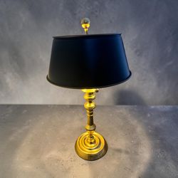 VintageTwo Light Bulb Table Lamp