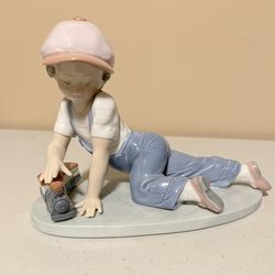 Lladro All Aboard. 07619