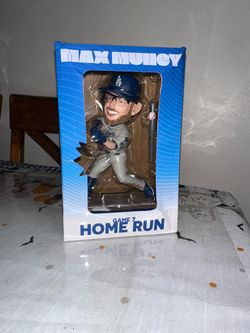 Max Muncy Bobblehead 2026
