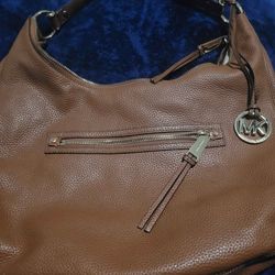 Micheal kors purse