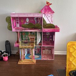 Doll House