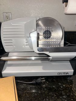 Meat slicer