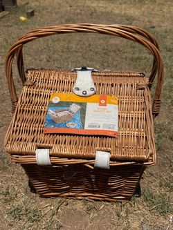 Picnic basket