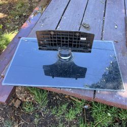 Small TV Stand